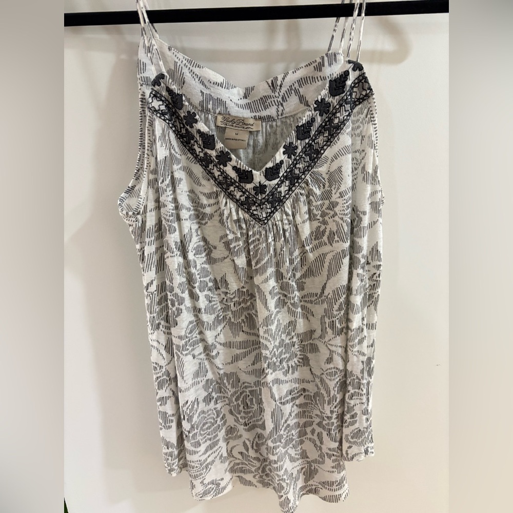 Lucky Brand Gray Floral V-Neck Tank